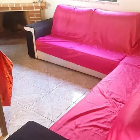 With 2 Bedrooms In With Wonderful Mountain View Enclosed Garden And Wifi 7 Km From The Beach 别墅 *