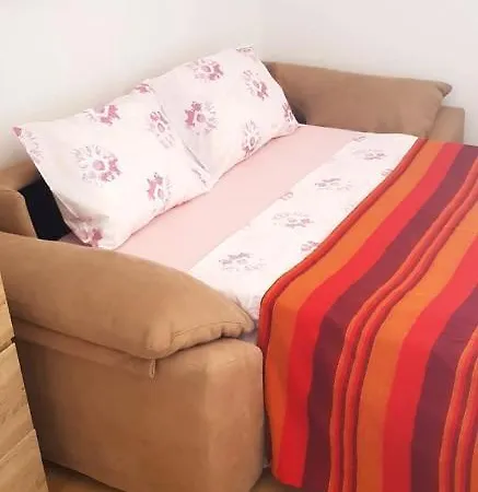 With 2 Bedrooms In With Wonderful Mountain View Enclosed Garden And Wifi 7 Km From The Beach * Poceirao
