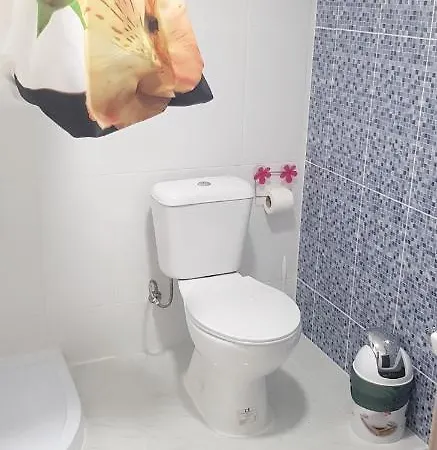 With 2 Bedrooms In With Wonderful Mountain View Enclosed Garden And Wifi 7 Km From The Beach Poceirao
